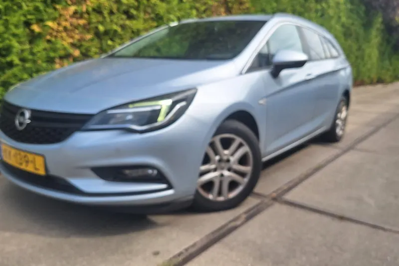 Opel Astra Sports Tourer (2016)