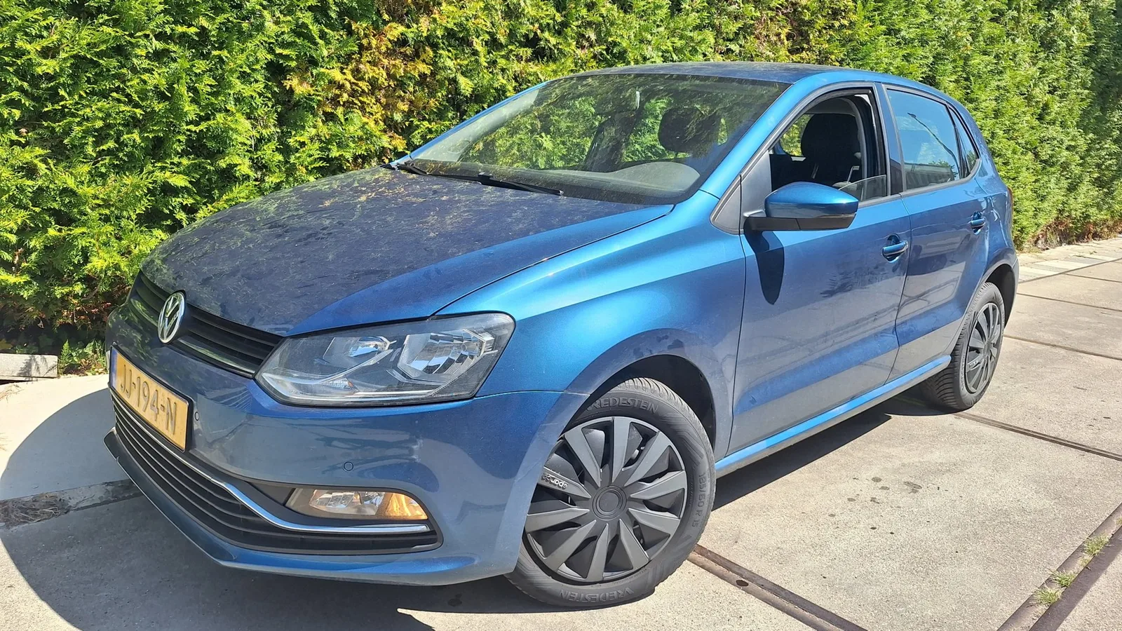 Volkswagen Polo (2016) — foto 1