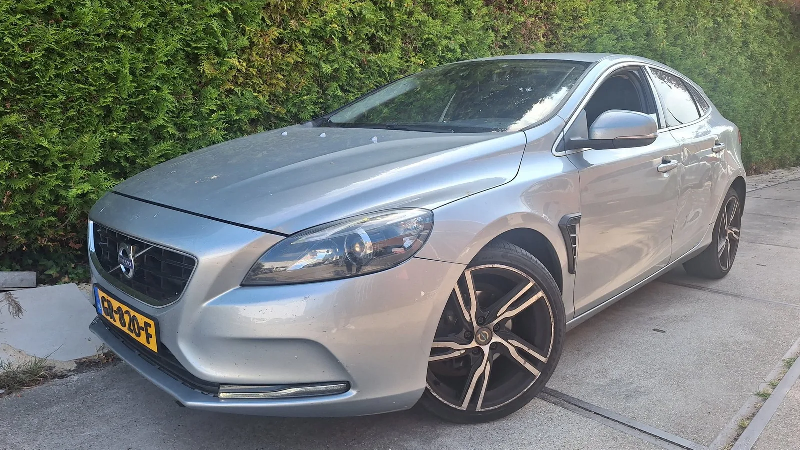 Volvo V40 (2015) — foto 1