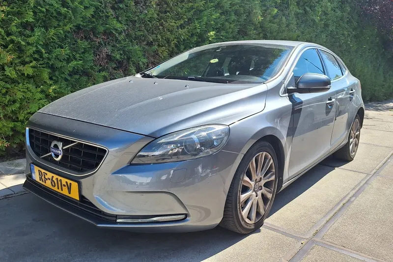 Volvo V40 (2015)