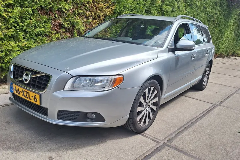 Volvo V70 (2012)