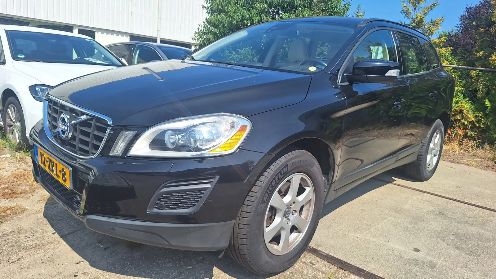 Volvo XC60 (2010) — foto 1