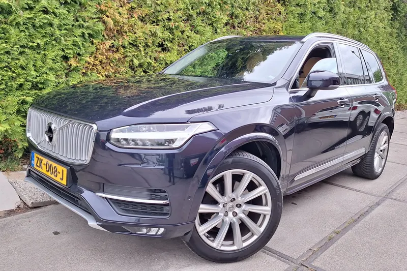 Volvo XC90 (2016)