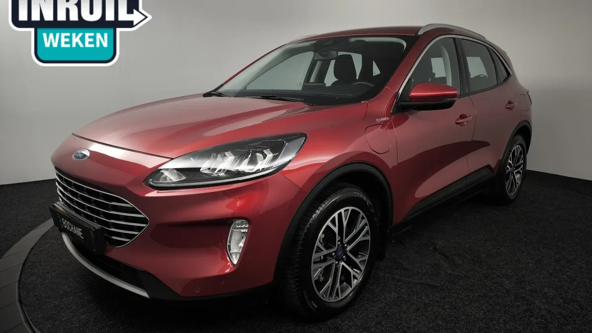 Ford Kuga (2021) — foto 1