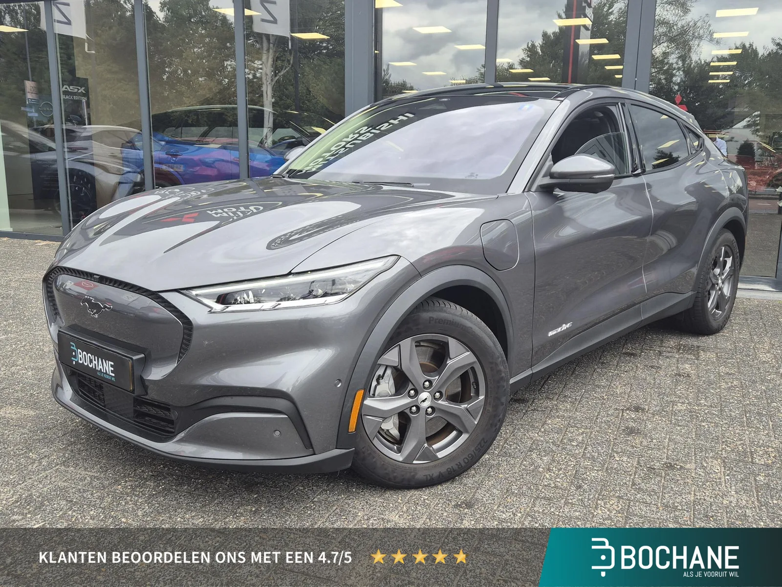 Ford Mustang Mach-E (2021) — foto 1