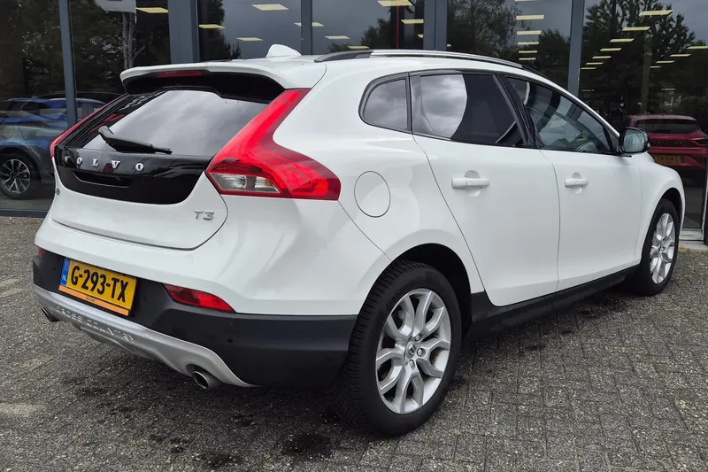Volvo V40 (2019)
