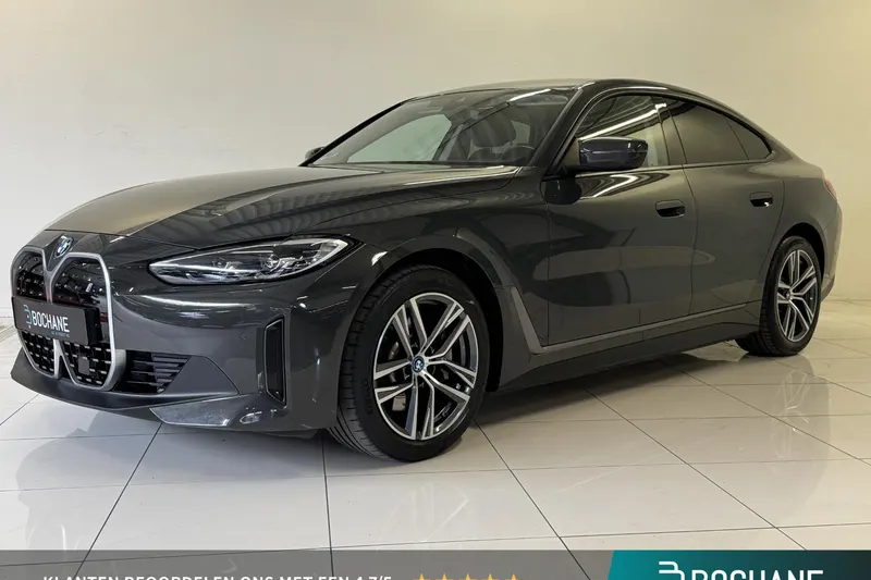 BMW i4 (2022)