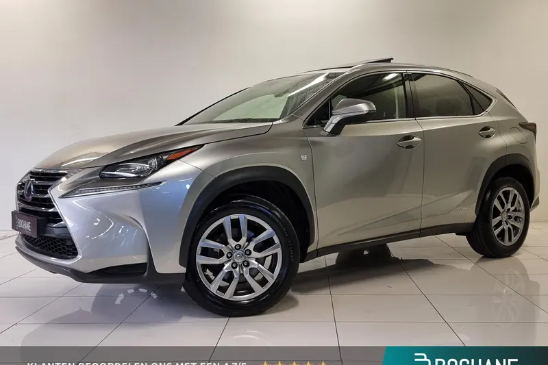 Lexus NX (2015)