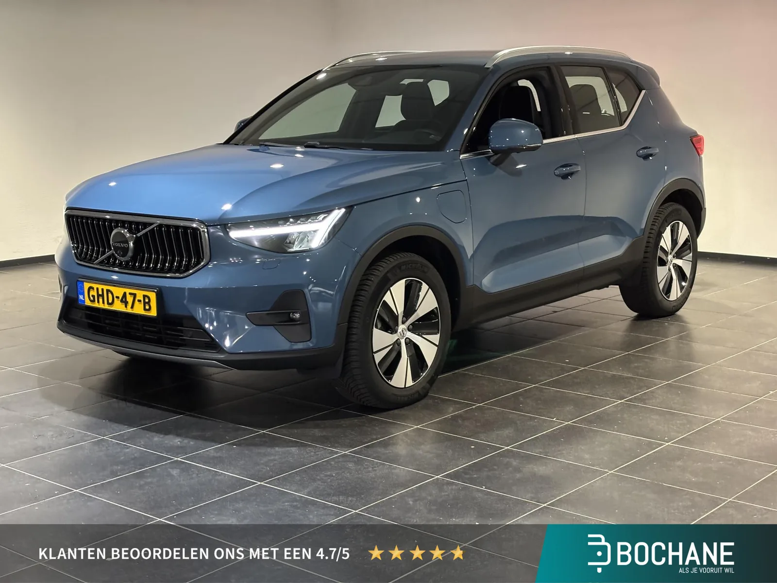 Volvo XC40 (2024) — foto 1