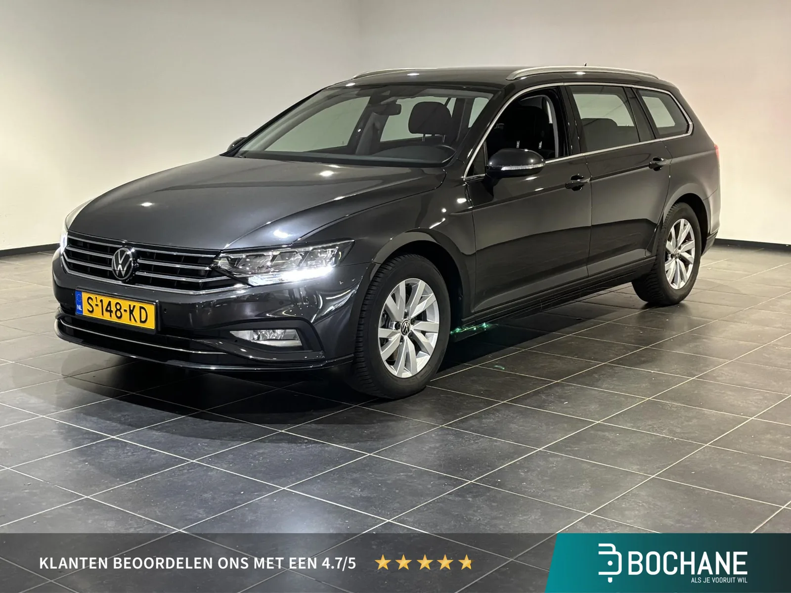 Volkswagen Passat (2023) — foto 1