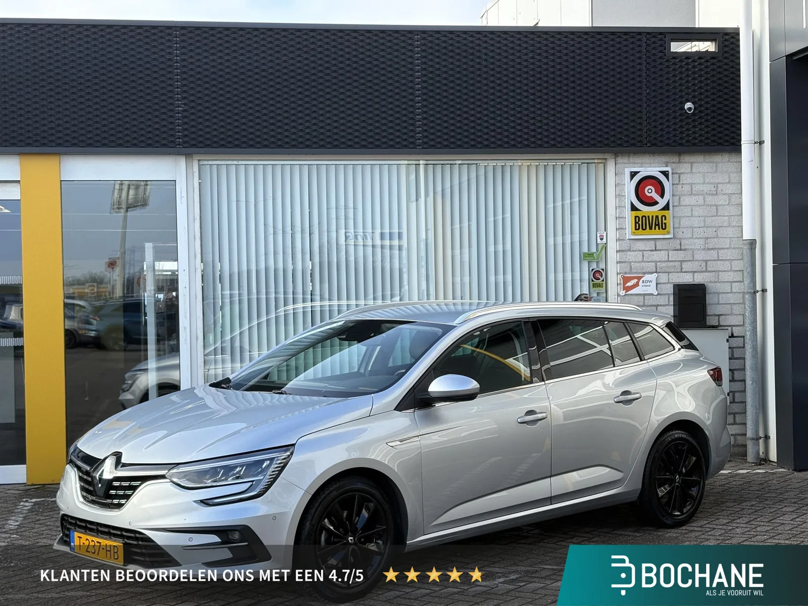 Renault Mégane (2023) — foto 1