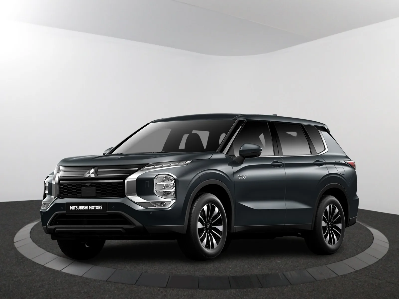 Mitsubishi Outlander (2026) — foto 1