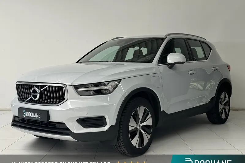 Volvo XC40 (2022)