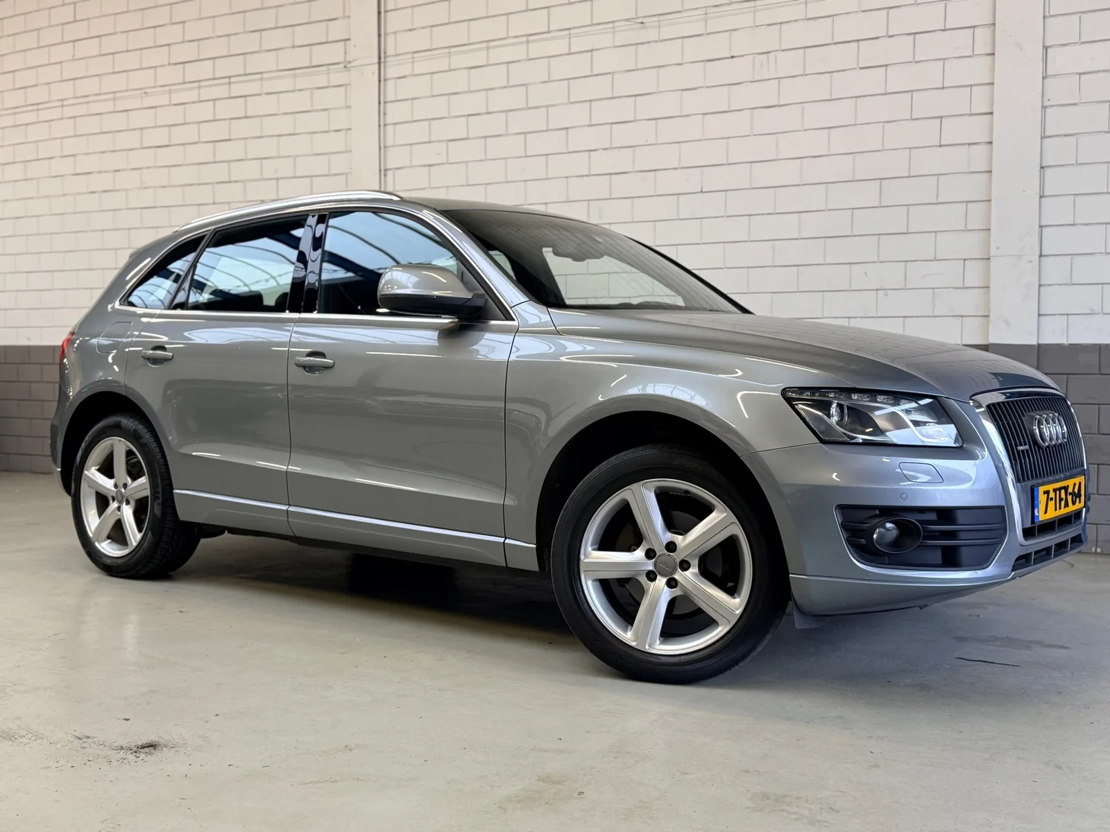 Audi Q5 (2009) — foto 1