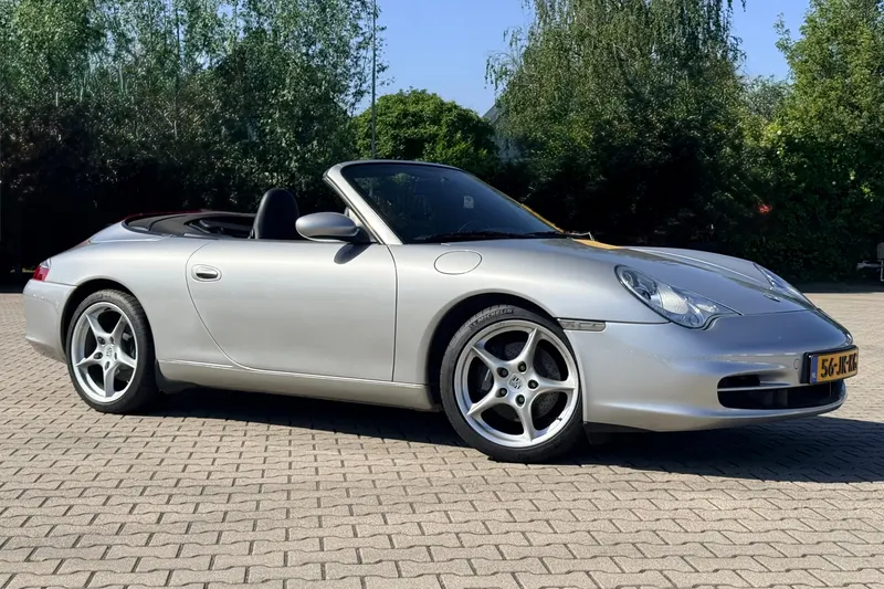 Porsche 911 (2002)