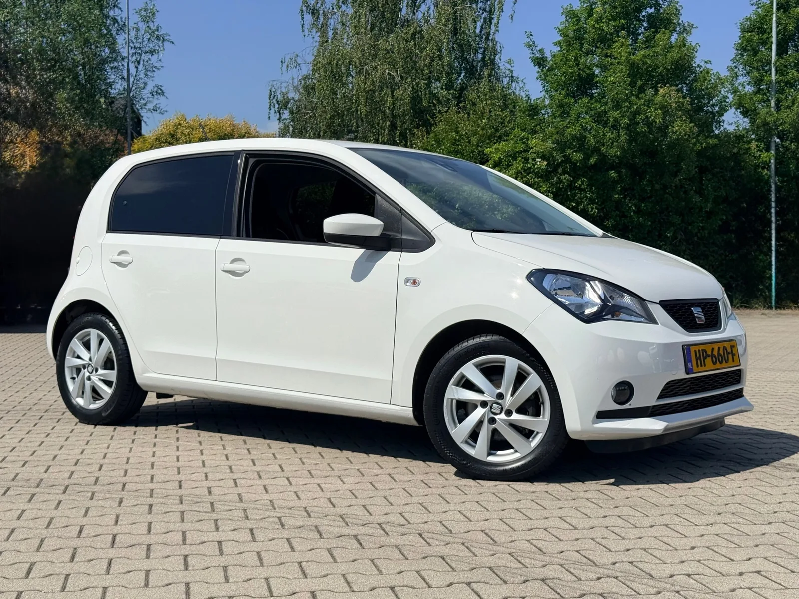 SEAT Mii (2015) — foto 1
