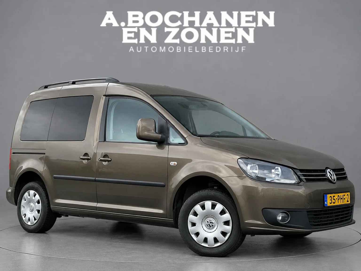 Volkswagen Caddy (2011) — foto 1