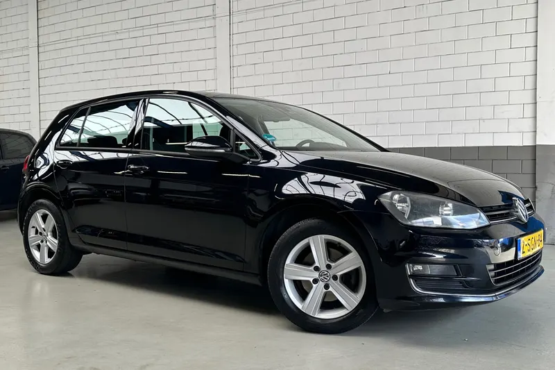 Volkswagen Golf (2013)