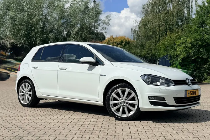 Volkswagen Golf (2015)