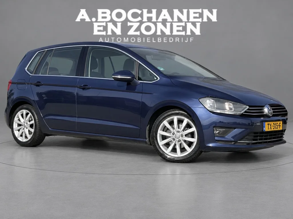 Volkswagen Golf Sportsvan (2015) — foto 1