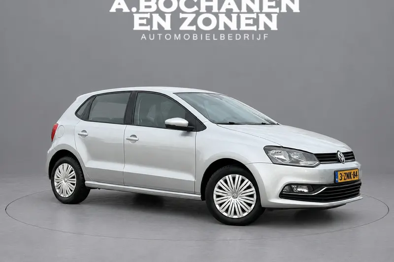 Volkswagen Polo (2015)