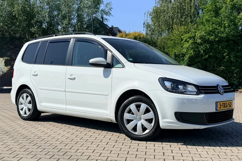 Volkswagen Touran (2014)