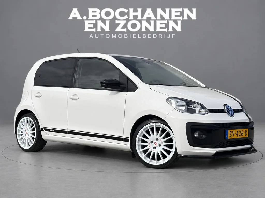 Volkswagen Up! (2018) — foto 1