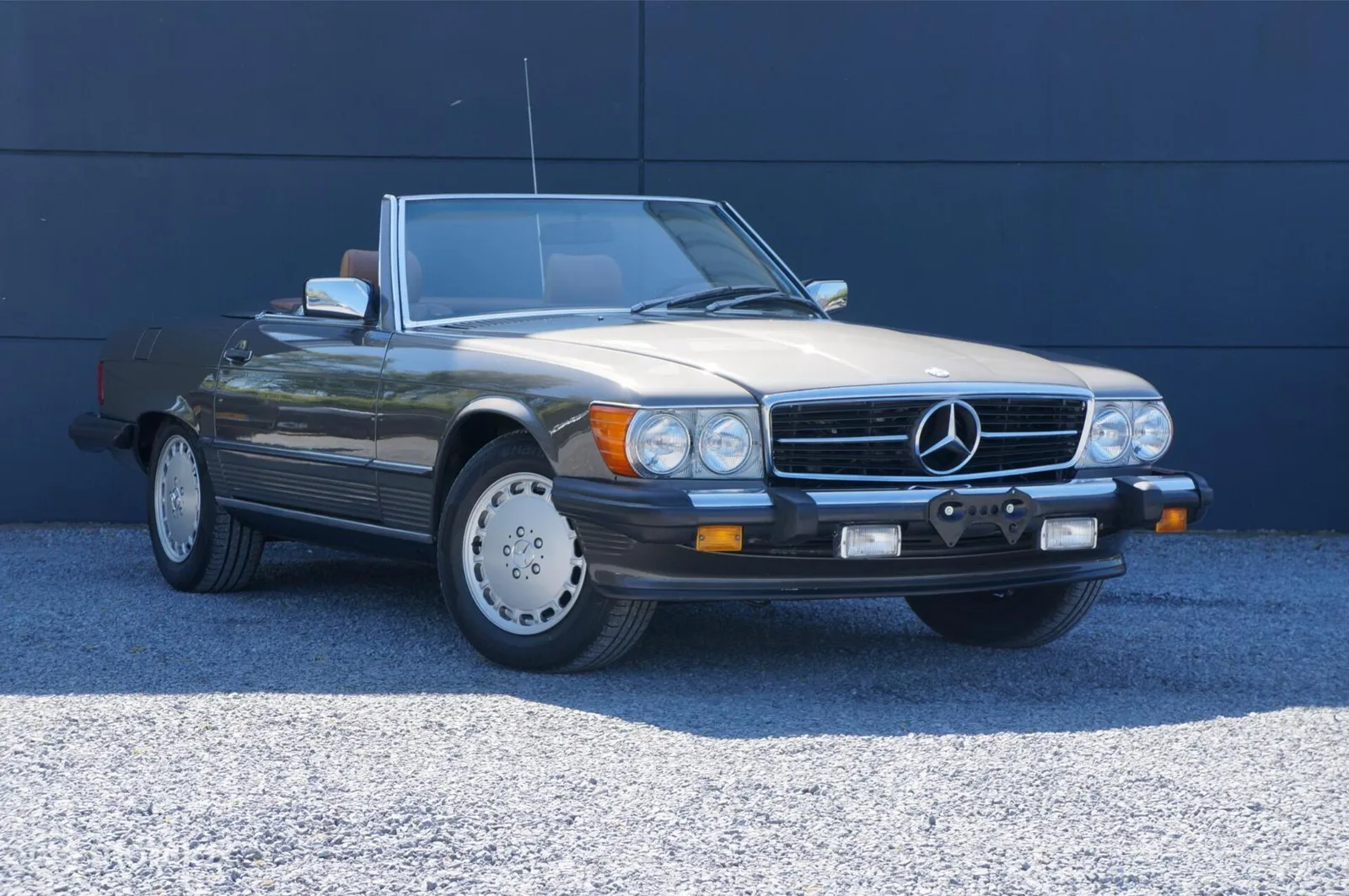Mercedes-Benz SL-Klasse (1986) — foto 1
