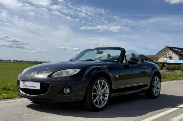 Mazda MX-5 (2011) — foto 1