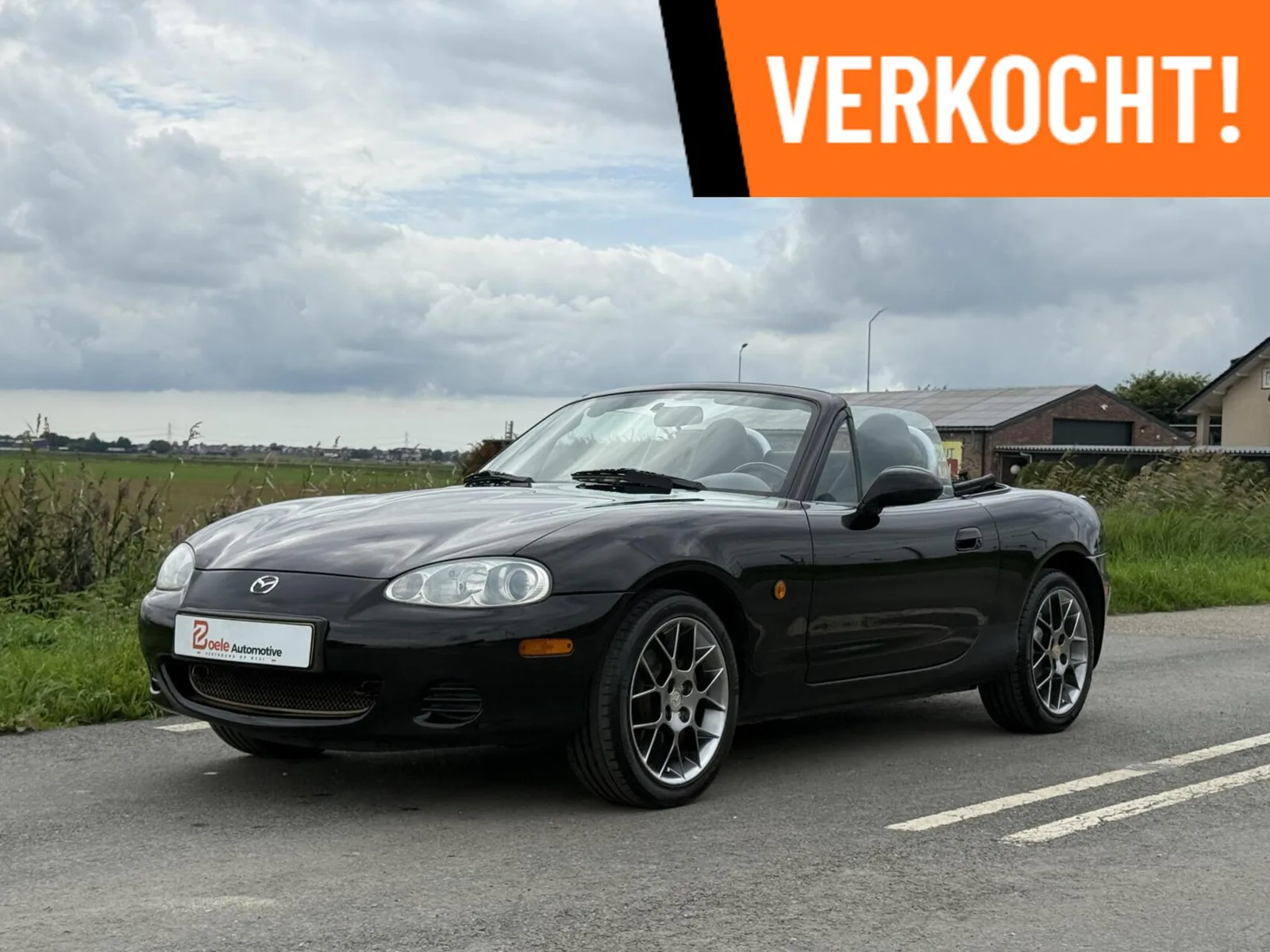 Mazda MX-5 (2004) — foto 1