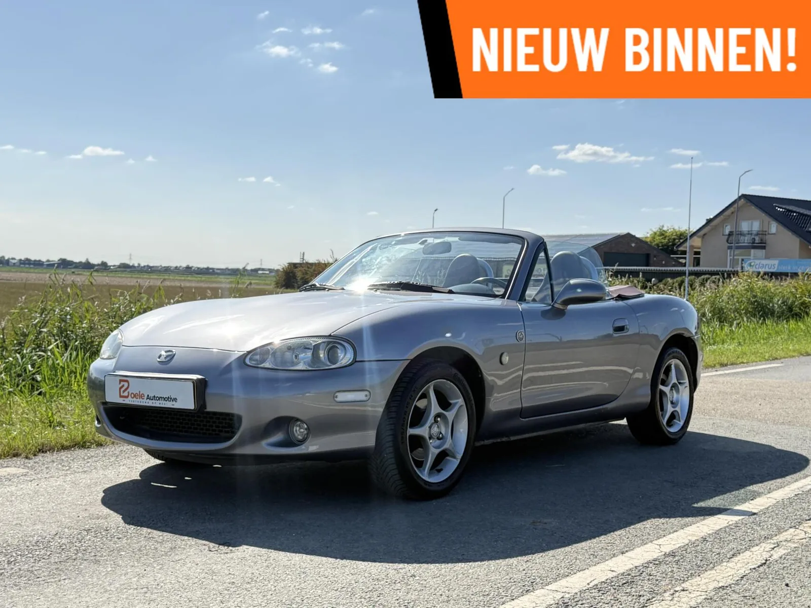 Mazda MX-5 (2002) — foto 1