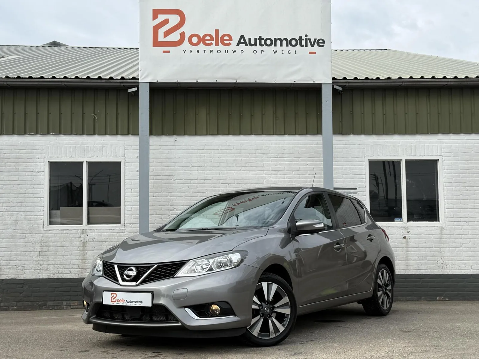 Nissan Pulsar (2015) — foto 1