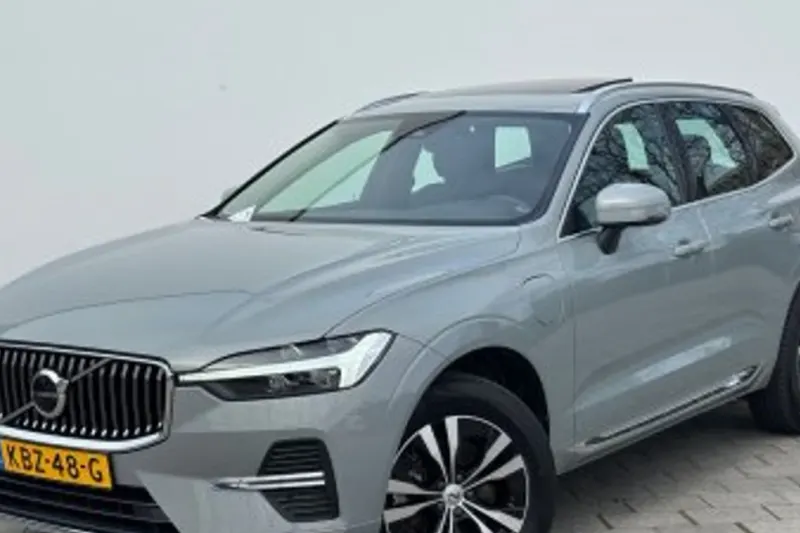 Volvo XC60 (2023)