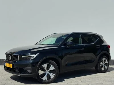 Volvo XC40 (2022) — foto 1