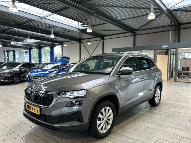 Škoda Karoq (2023) — foto 1