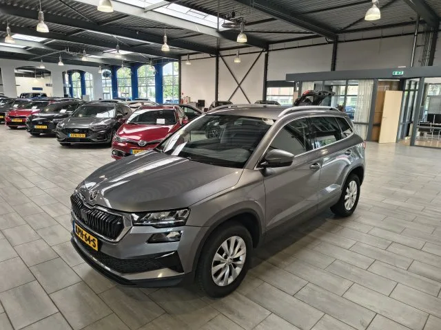 Škoda Karoq (2023) — foto 1