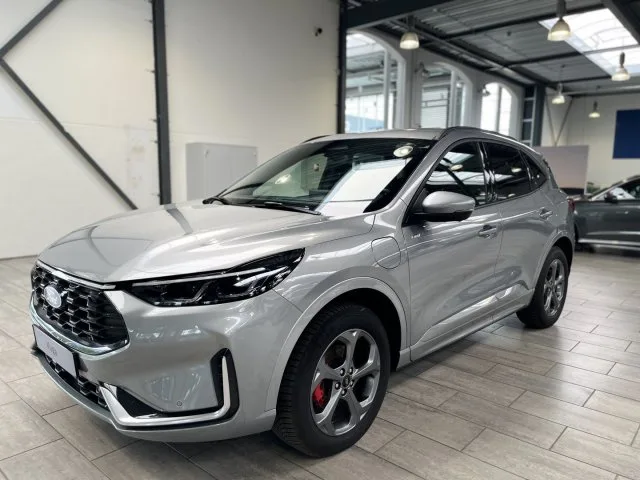 Ford Kuga (2025) — foto 1