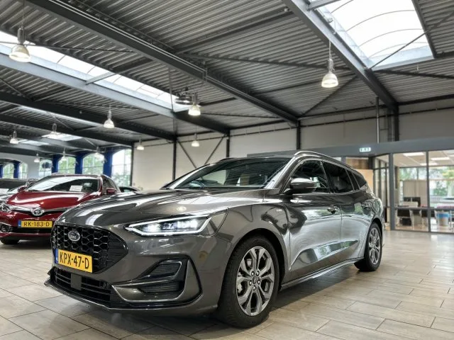 Ford Focus (2025) — foto 1
