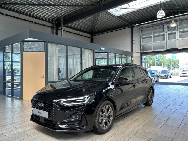 Ford Focus (2025) — foto 1