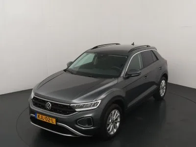 Volkswagen T-Roc (2025) — foto 1