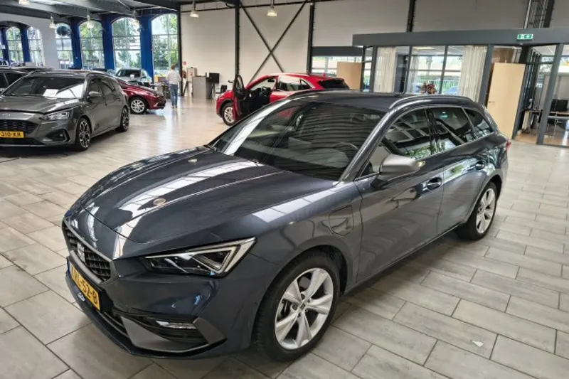 SEAT Leon (2025)