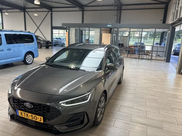 Ford Focus (2025) — foto 1