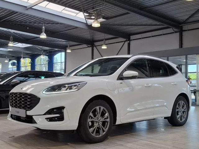 Ford Kuga (2022) — foto 1