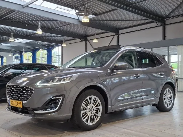 Ford Kuga (2021) — foto 1