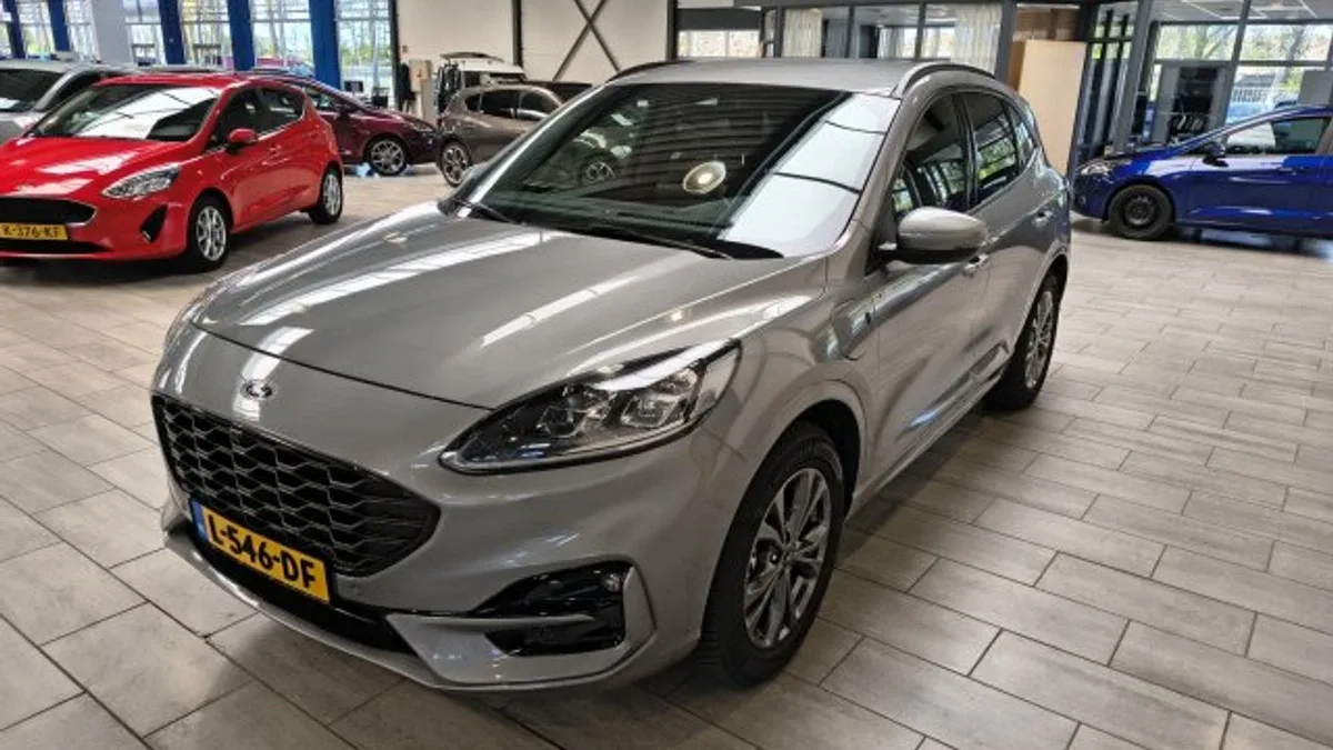 Ford Kuga (2021) — foto 1