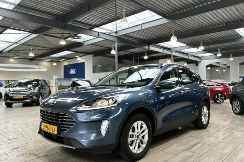 Ford Kuga (2021)