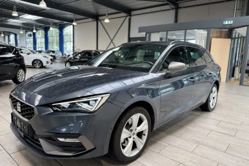 SEAT Leon (2025)
