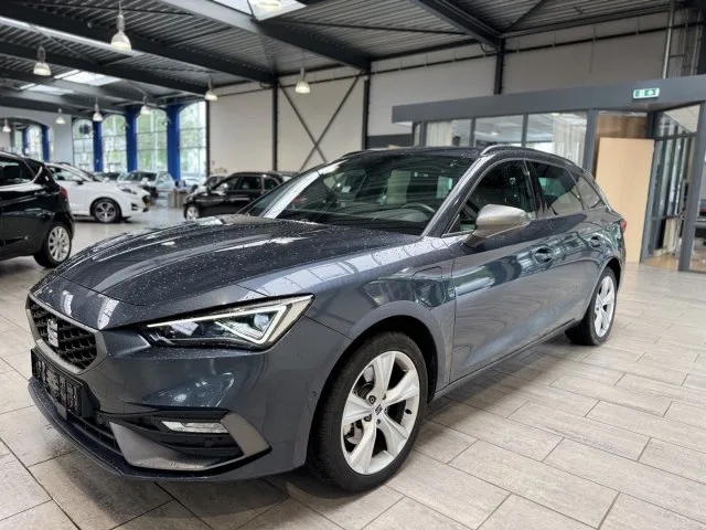SEAT Leon (2025) — foto 1