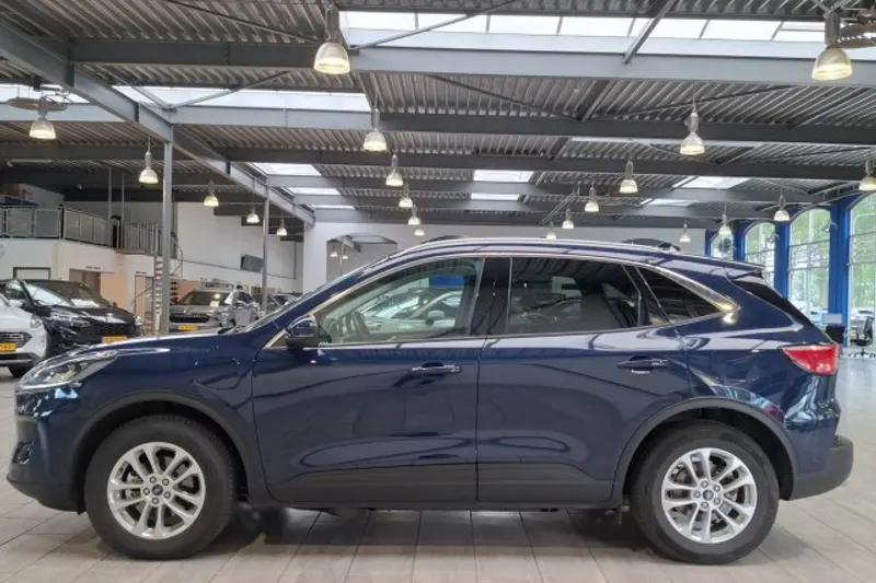 Ford Kuga (2021)