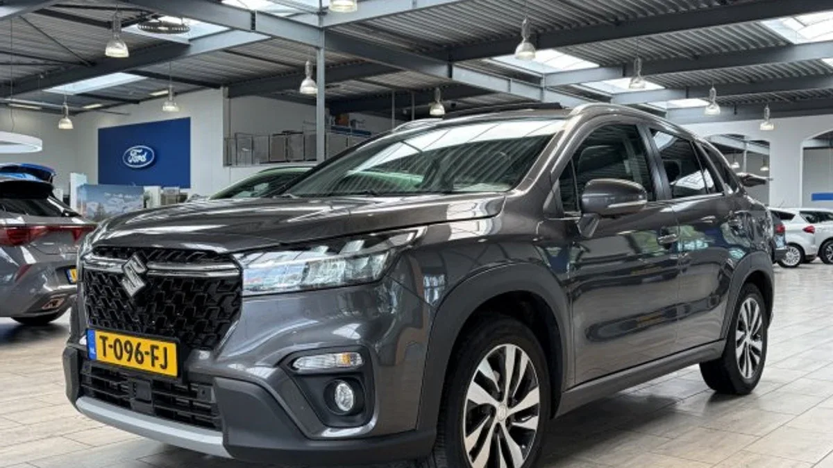 Suzuki S-Cross (2022) — foto 1
